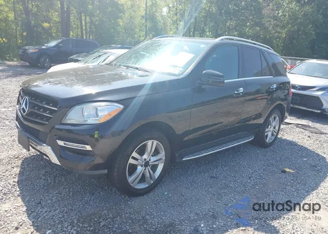 2013 Mercedes-Benz Ml 350 4Matic z USA, uszkodzony, nr VIN 4JGDA5HB7DA162396